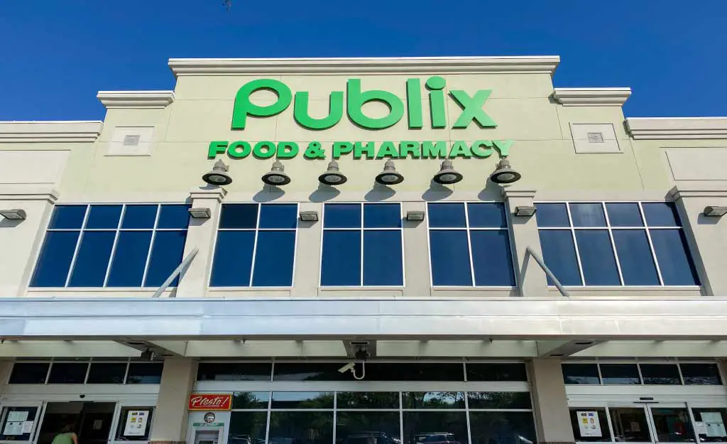 how old do you have to be to work at publix