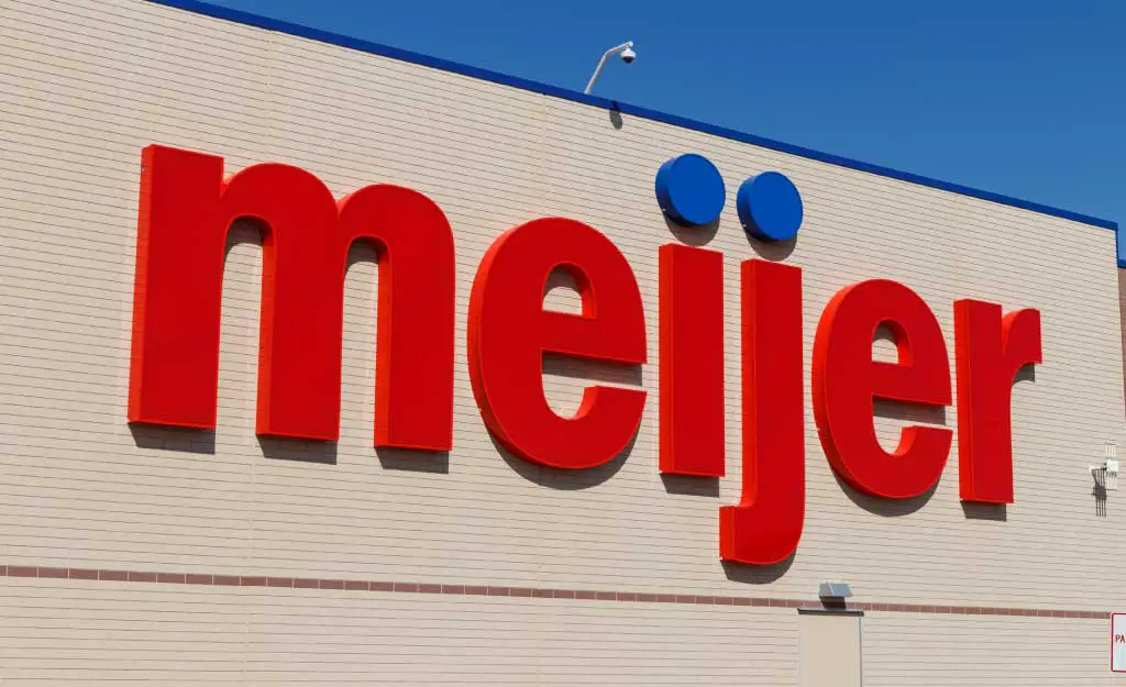 what time does meijer close and open